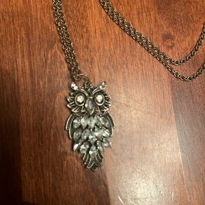 AERO 1987 Elegant Owl Pendant Necklace